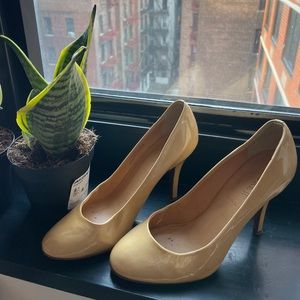 5.5 J Crew Neutral Pumps